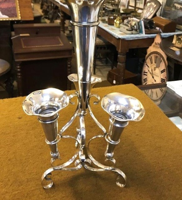 Edwardian Silver Plated Epergne Table Centerpiece 4 Fluted Trumpet Vases